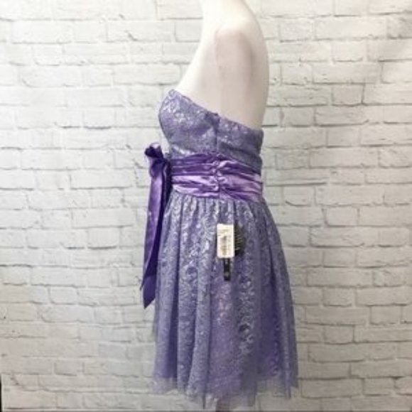 As U Wish Lavender Lace Strapless Dress Size 7 - Picture 2 of 6